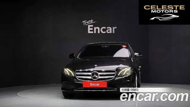 MERCEDES BENZ E-Classe W213 E200 Avantgarde 2018 — photo 3 sur 26