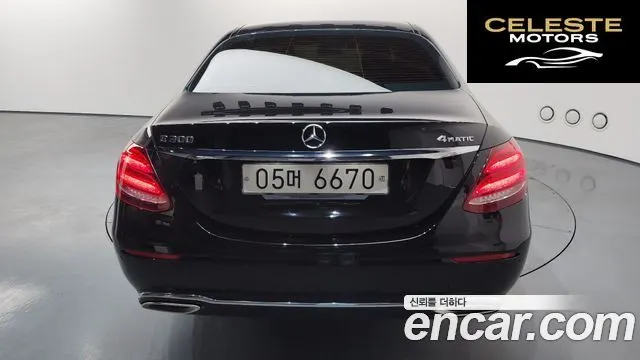 MERCEDES BENZ E-Classe W213 E300 4MATIC Exclusive 2018 — photo 4 sur 20