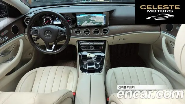 MERCEDES BENZ E-Classe W213 E220d Exclusive 2017 — photo 24 sur 26