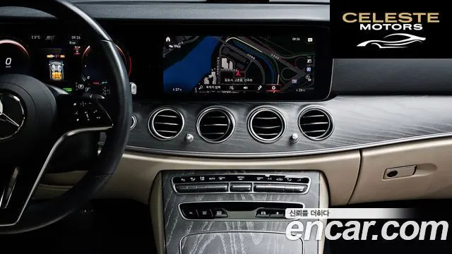 MERCEDES BENZ E-Classe W213 E350 4MATIC Avantgarde 2022 — photo 15 sur 20
