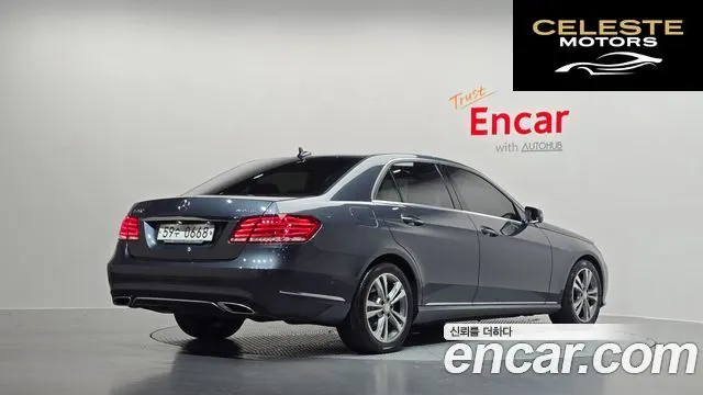 MERCEDES BENZ E-Classe W212 E220 Avantgarde 2016 — photo 2 sur 20