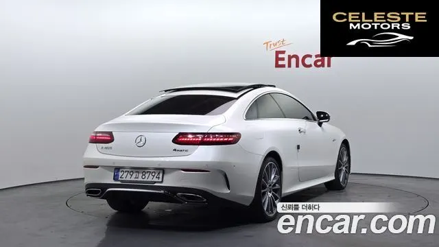 MERCEDES BENZ E-Classe W213 E450 4MATIC Coupé 2021 — photo 2 sur 20