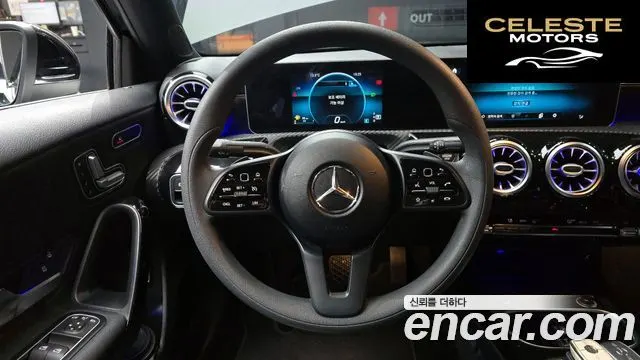 MERCEDES BENZ A-Classe W177 A220 Berline 2020 — photo 13 sur 20