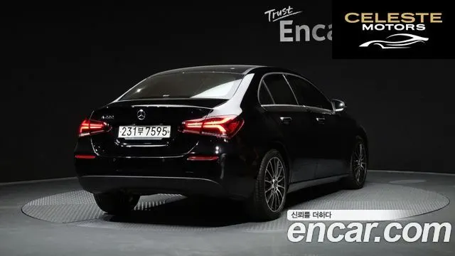 MERCEDES BENZ A-Classe W177 A220 Berline 2020 — photo 2 sur 20