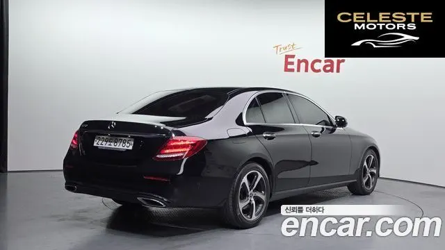 MERCEDES BENZ E-Classe W213 E250 Avantgarde 2020 — photo 2 sur 20