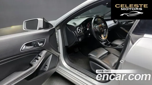 MERCEDES BENZ CLA-Classe C117 CLA200 d 2016 — photo 11 sur 20