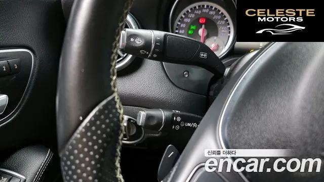 MERCEDES BENZ CLA-Classe C117 CLA200 d 2016 — photo 16 sur 20
