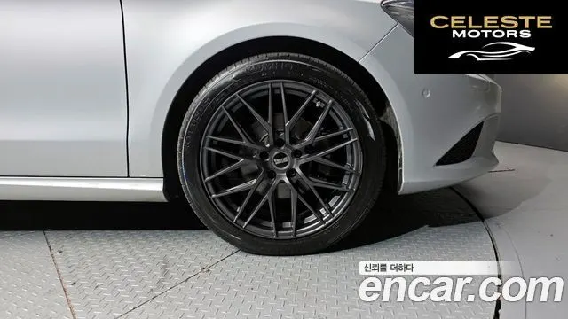 MERCEDES BENZ CLA-Classe C117 CLA200 d 2016 — photo 5 sur 20