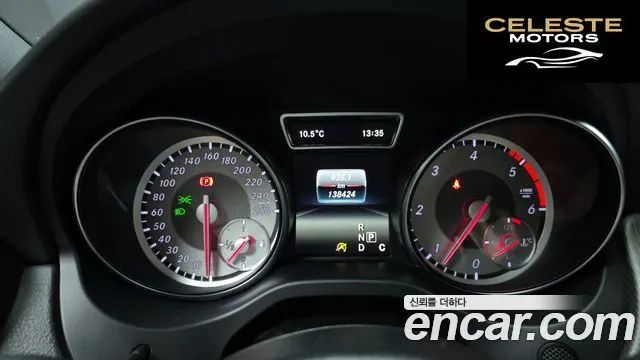 MERCEDES BENZ CLA-Classe C117 CLA200 d 2016 — photo 8 sur 20