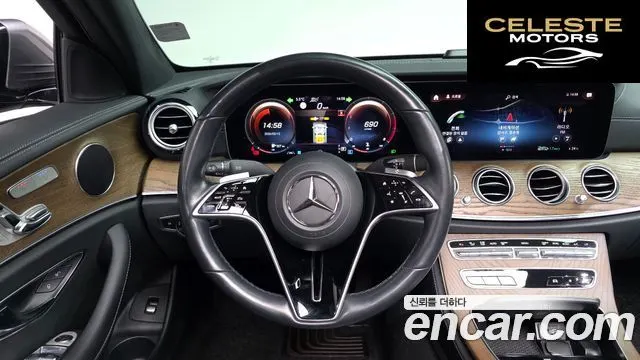 MERCEDES BENZ E-Classe W213 E250 Exclusive 2021 — photo 13 sur 20
