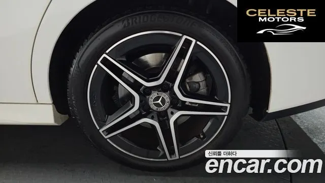 MERCEDES BENZ CLA-Classe C118 CLA250 4MATIC 2020 — photo 5 sur 20