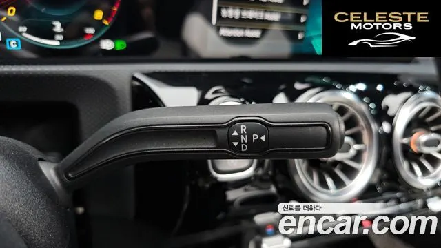 MERCEDES BENZ CLA-Classe C118 CLA250 4MATIC 2020 — photo 9 sur 20