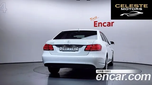 MERCEDES BENZ E-Classe W212 E300 2016 — photo 4 sur 20