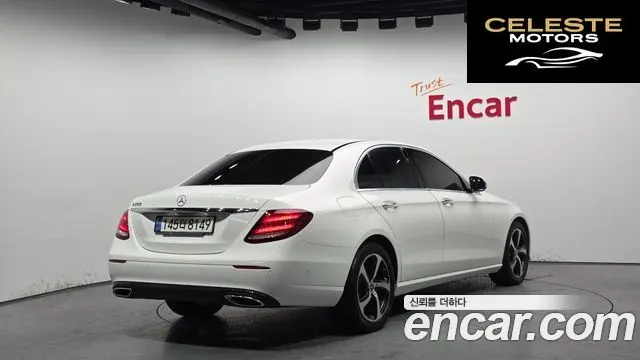 MERCEDES BENZ E-Classe W213 E250 Avantgarde 2020 — photo 2 sur 20