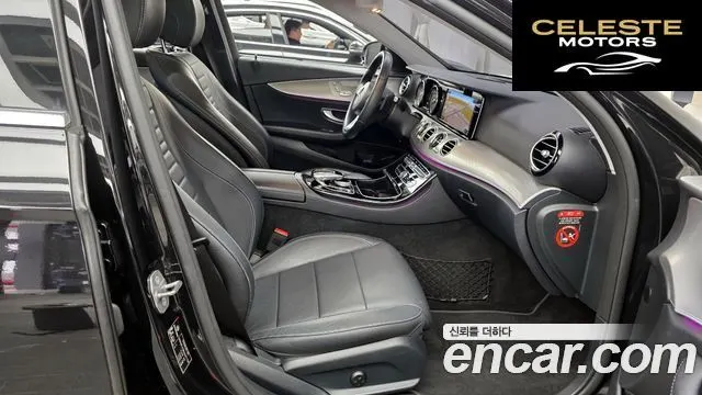 MERCEDES BENZ E-Classe W213 E200 Avantgarde 2018 — photo 11 sur 26