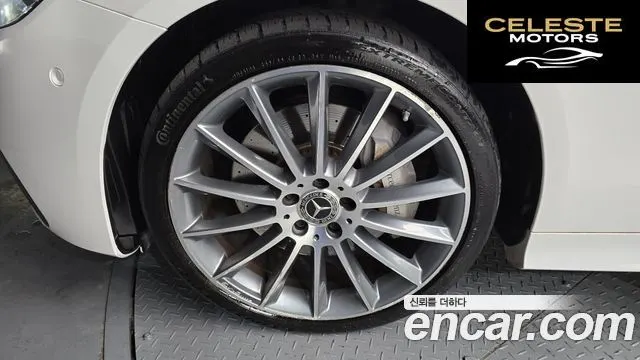 MERCEDES BENZ E-Classe W213 E400 4MATIC Coupé 2018 — photo 5 sur 20
