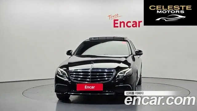 MERCEDES BENZ E-Classe W213 E300e Exclusive 2019 — photo 3 sur 20