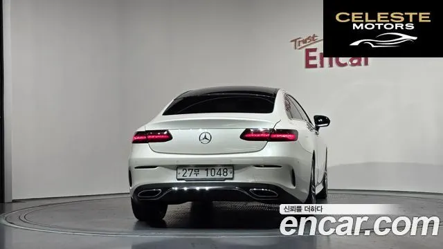 MERCEDES BENZ E-Classe W213 E220d Coupé 2019 — photo 4 sur 20