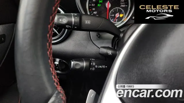 MERCEDES BENZ SLC-Classe R172 SLC200 2017 — photo 15 sur 20