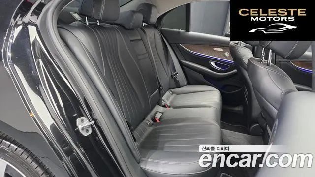 MERCEDES BENZ E-Classe W213 E300e Exclusive 2019 — photo 12 sur 20