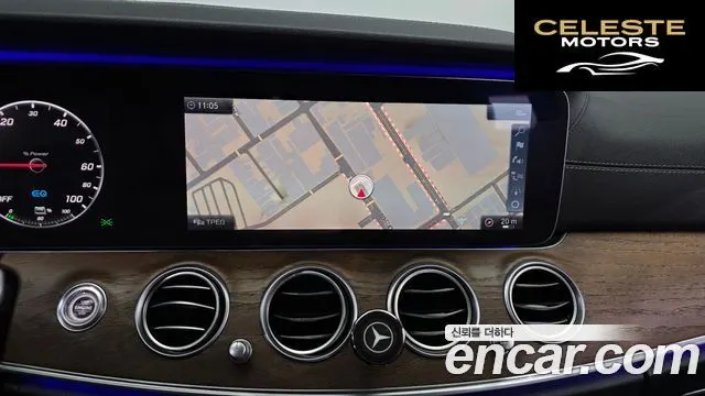 MERCEDES BENZ E-Classe W213 E300e Exclusive 2019 — photo 14 sur 20