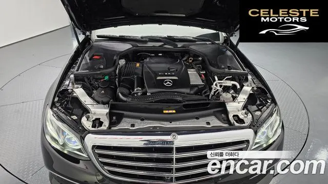 MERCEDES BENZ E-Classe W213 E300e Exclusive 2019 — photo 6 sur 20