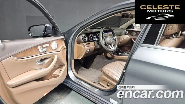 MERCEDES BENZ E-Classe W213 E300 Exclusive 2019 — photo 10 sur 20