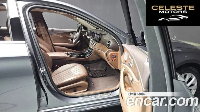 MERCEDES BENZ E-Classe W213 E300 Exclusive 2019 — photo 11 sur 20