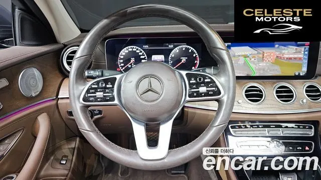 MERCEDES BENZ E-Classe W213 E300 Exclusive 2019 — photo 14 sur 20