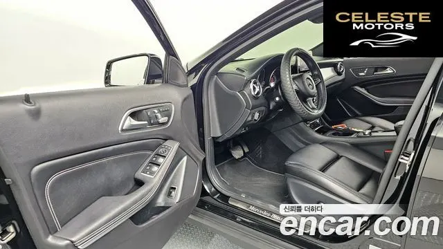 MERCEDES BENZ GLA-Classe X156 GLA250 4MATIC 2019 — photo 10 sur 20
