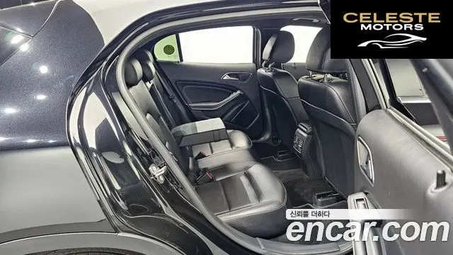 MERCEDES BENZ GLA-Classe X156 GLA250 4MATIC 2019 — photo 11 sur 20