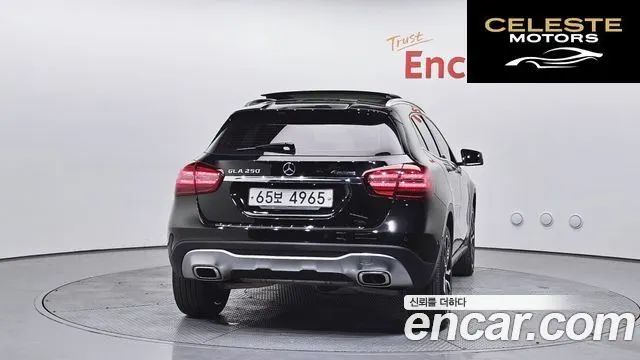 MERCEDES BENZ GLA-Classe X156 GLA250 4MATIC 2019 — photo 4 sur 20