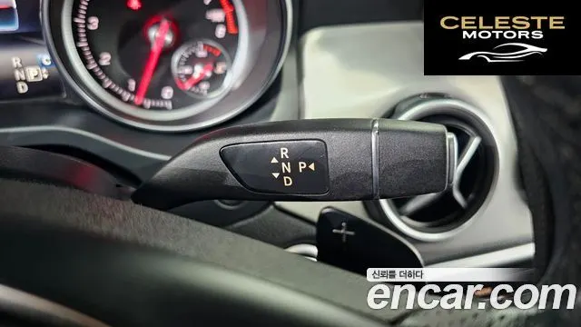 MERCEDES BENZ GLA-Classe X156 GLA250 4MATIC 2019 — photo 9 sur 20