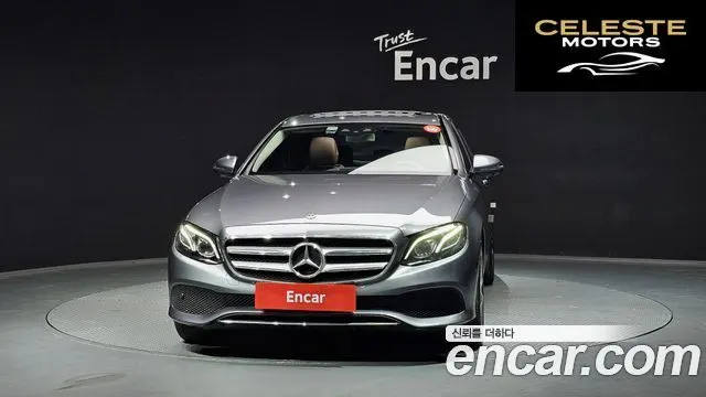 MERCEDES BENZ E-Classe W213 E300 4MATIC Avantgarde 2019 — photo 3 sur 20