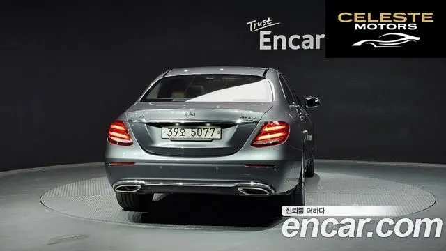 MERCEDES BENZ E-Classe W213 E300 4MATIC Avantgarde 2019 — photo 4 sur 20