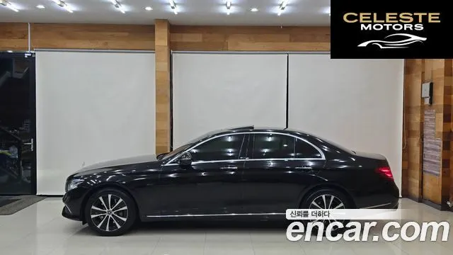 MERCEDES BENZ E-Classe W213 E300e Exclusive 2019 — photo 5 sur 26