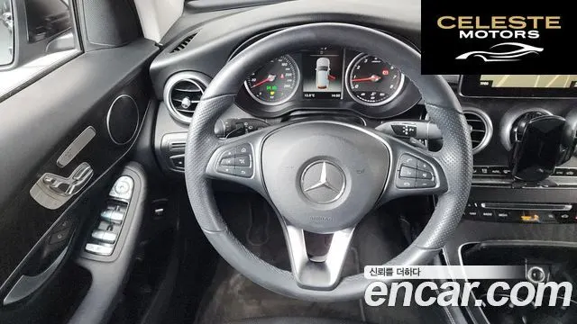 MERCEDES BENZ GLC-Classe X253 GLC300 4MATIC 2019 — photo 13 sur 20