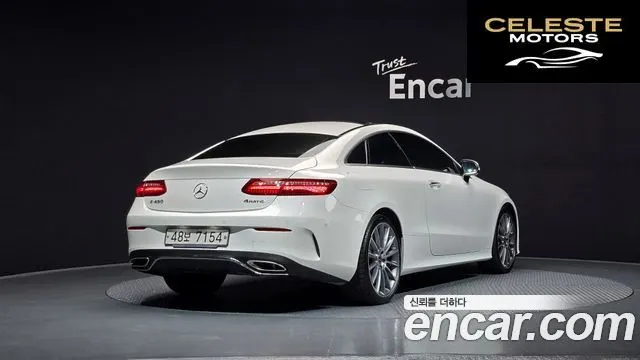 MERCEDES BENZ E-Classe W213 E450 4MATIC Coupé 2019 — photo 2 sur 20