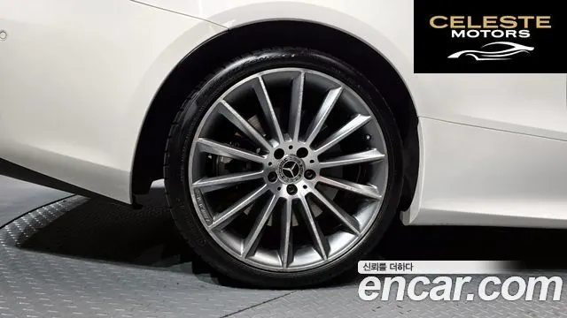 MERCEDES BENZ E-Classe W213 E450 4MATIC Coupé 2019 — photo 5 sur 20