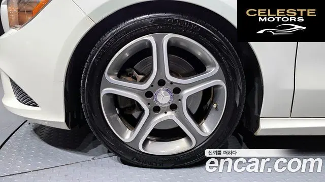MERCEDES BENZ CLA-Classe C117 CLA250 2014 — photo 5 sur 20