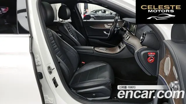 MERCEDES BENZ E-Classe W213 E220d 4MATIC Exclusive 2022 — photo 11 sur 20