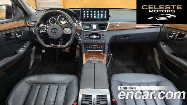 MERCEDES BENZ E-Classe W212 E300 2012 — photo 8 sur 26