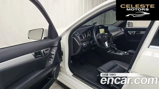 MERCEDES BENZ C-Classe W204 C200 CGI Avantgarde 2012 — photo 10 sur 20