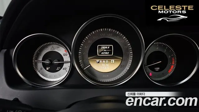 MERCEDES BENZ C-Classe W204 C200 CGI Avantgarde 2012 — photo 8 sur 20