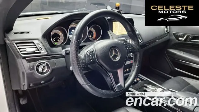 MERCEDES BENZ E-Classe W212 E200 Coupé 2015 — photo 13 sur 20