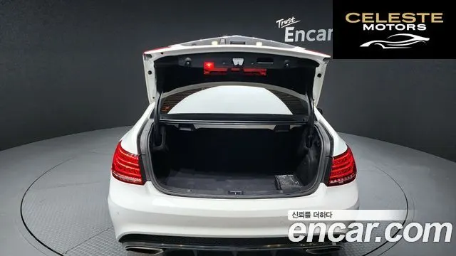 MERCEDES BENZ E-Classe W212 E200 Coupé 2015 — photo 20 sur 20