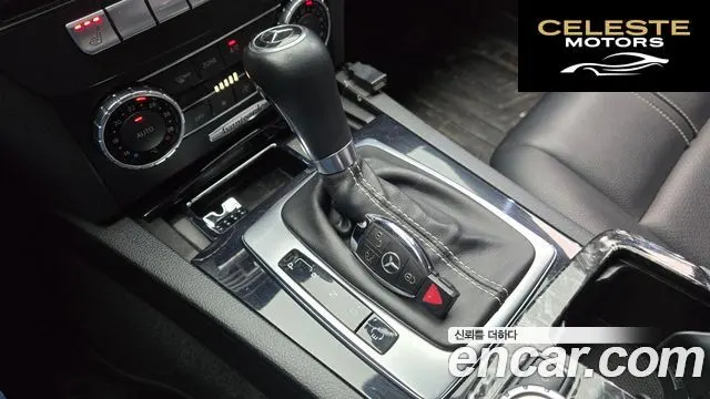 MERCEDES BENZ C-Classe W204 C200 CGI Avantgarde Package 2013 — photo 9 sur 20