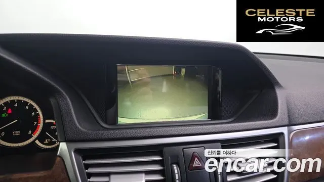 MERCEDES BENZ E-Classe W212 E300 2012 — photo 15 sur 20
