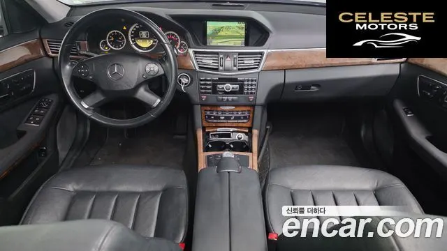 MERCEDES BENZ E-Classe W212 E300 2012 — photo 7 sur 20