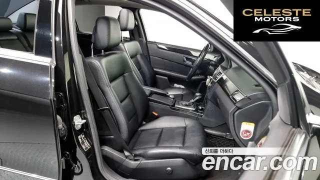 MERCEDES BENZ E-Classe W212 E220 CDI Avantgarde 2011 — photo 10 sur 20